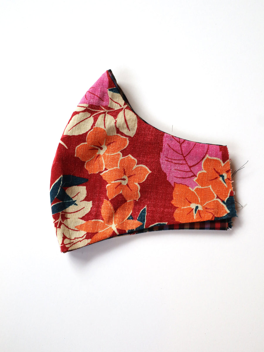 Reversible Red Tropical Print Mask