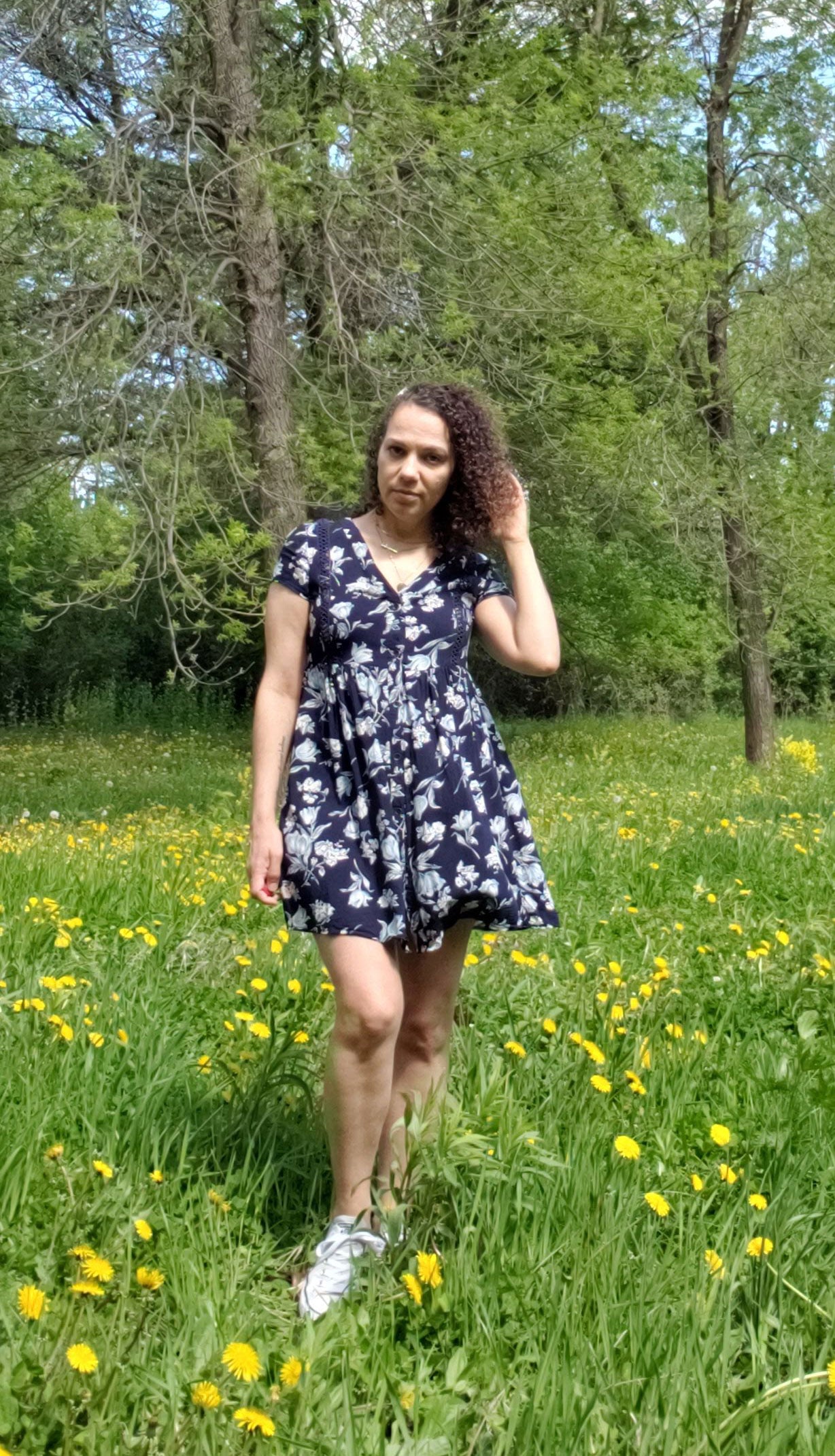 Vintage 90s Sadie Robertson Navy Floral Buttondown Mini Dress