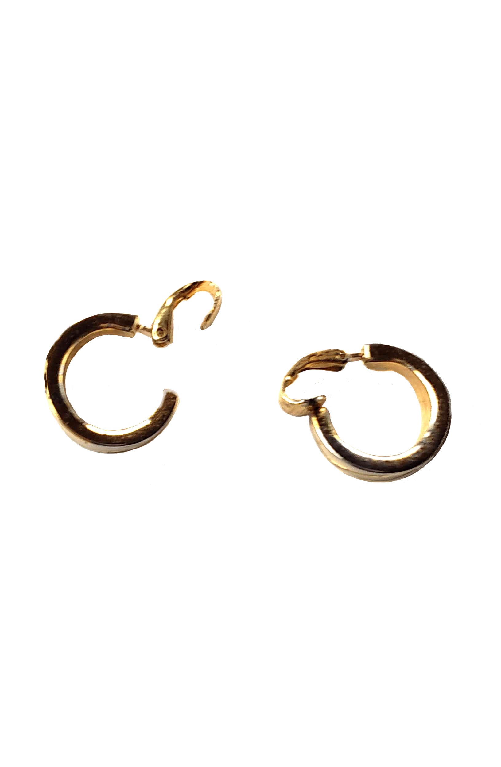 Vintage Cream/Gold Clip-On Mini Hoops