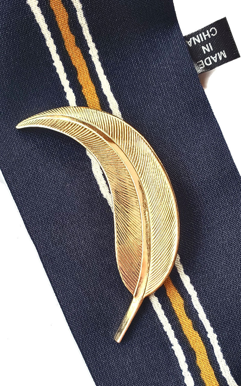 Striped Skinny Neck Tie w/Vintage Brooch