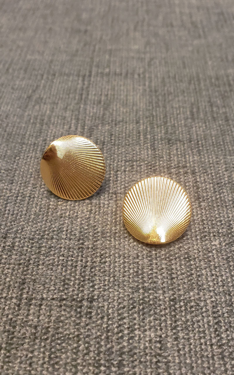 Vintage Gold Seashell Clip-On Earrings