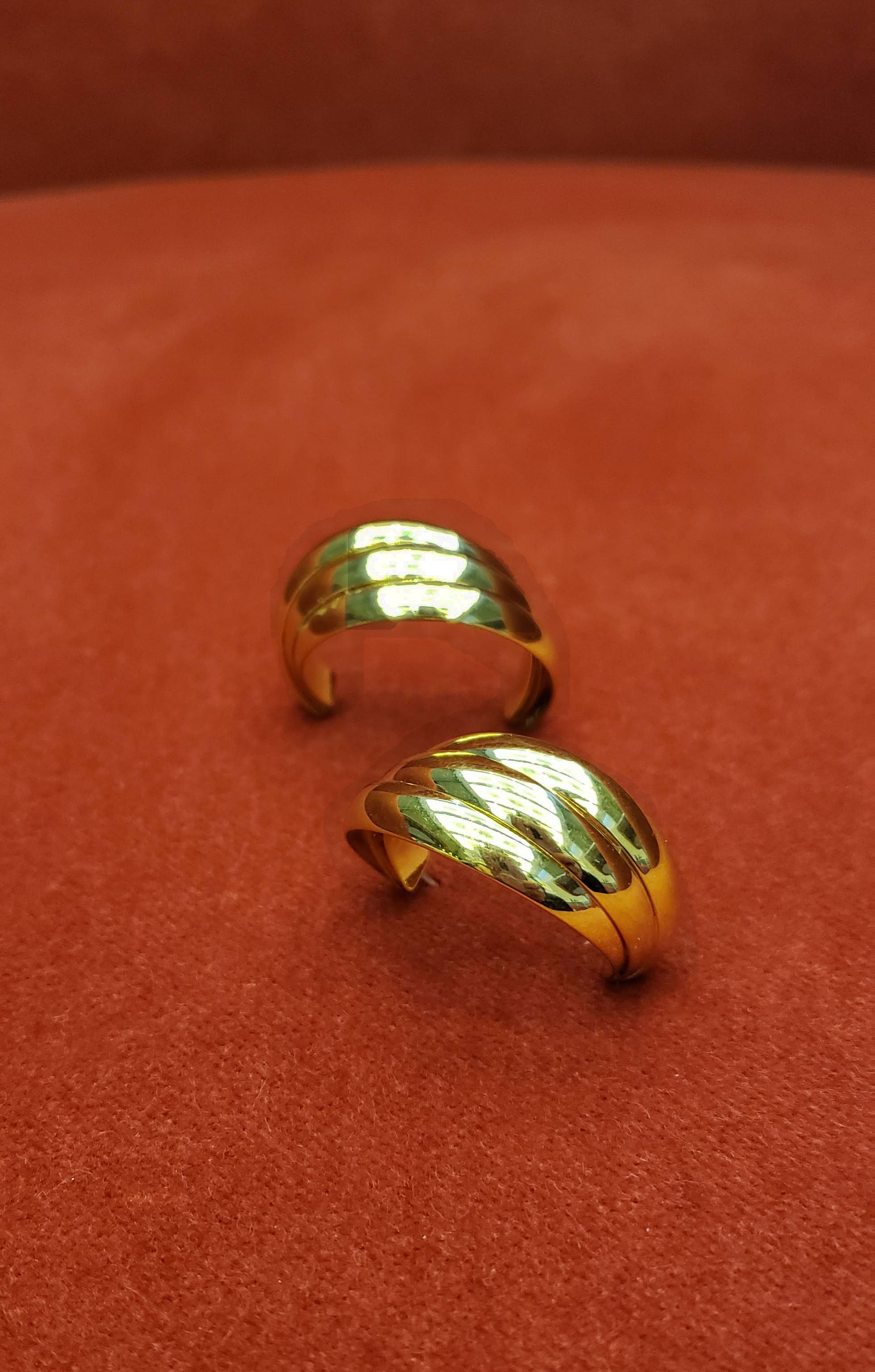 80s Third Wave Gold Hoop Earrings