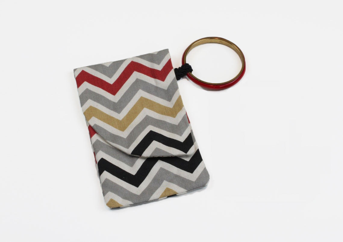 Dream Team Wristlet - Grey/Gold Chevron