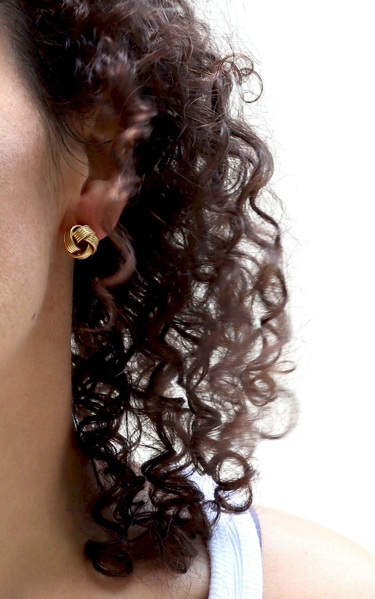 Vintage 80s Small Gold Knot Earrings