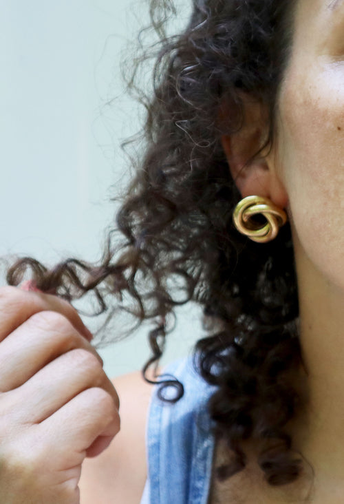 80s Large Classic Gold Knot Earrings