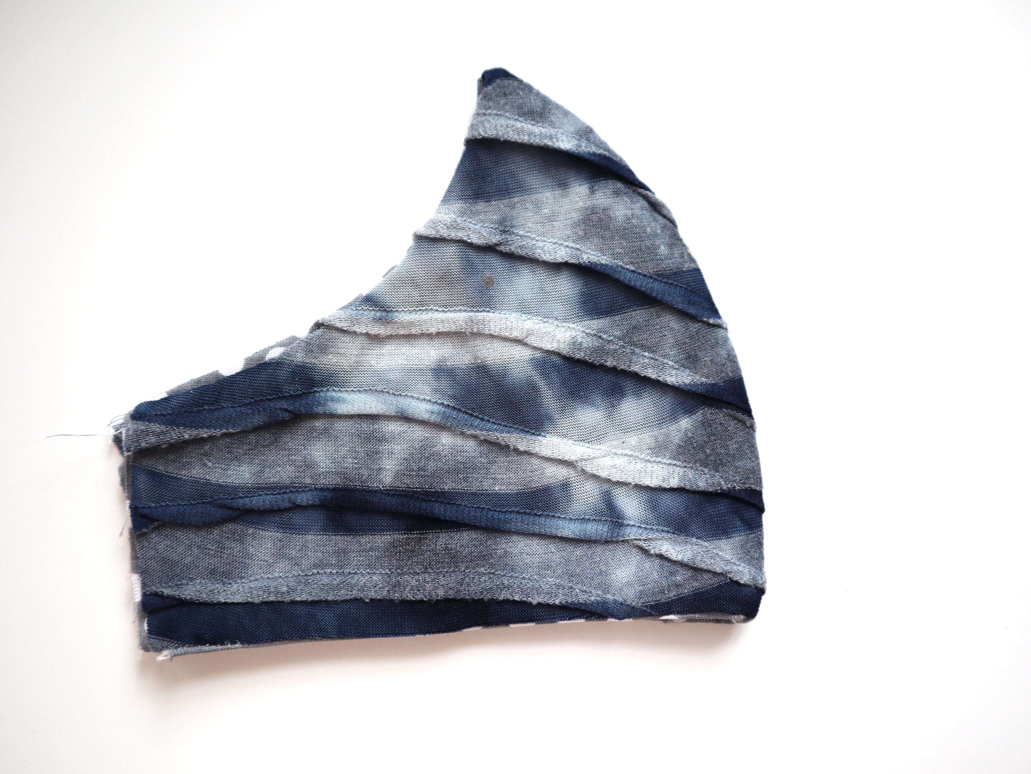 Reversible Blue Ripple Textured Fabric Mask