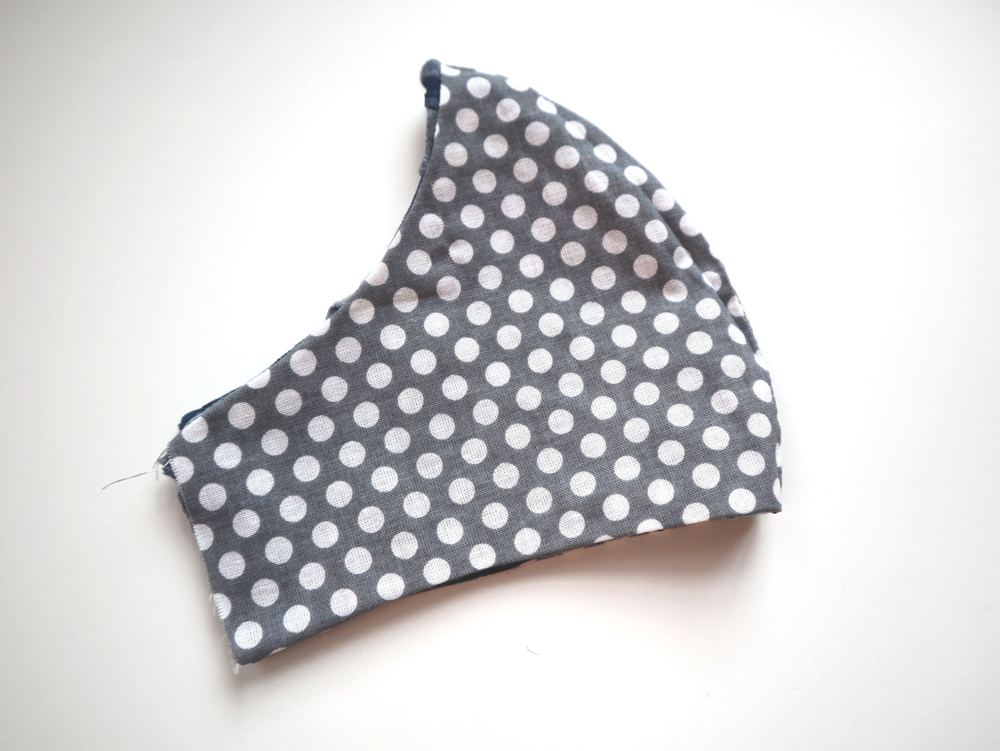 Reversible Blue Ripple Textured Fabric Mask