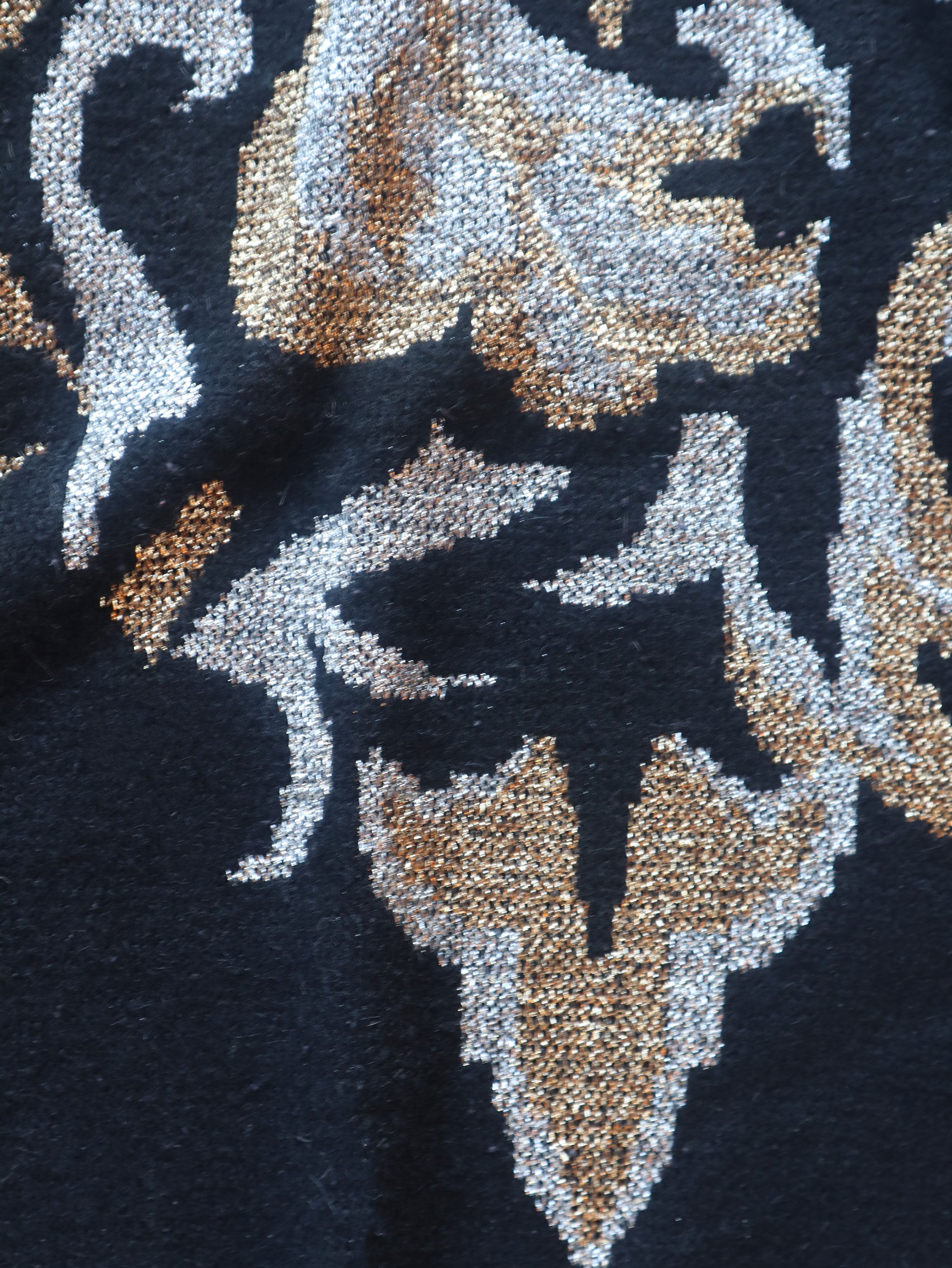 80s Black & Metallic Puff 80s Sweater