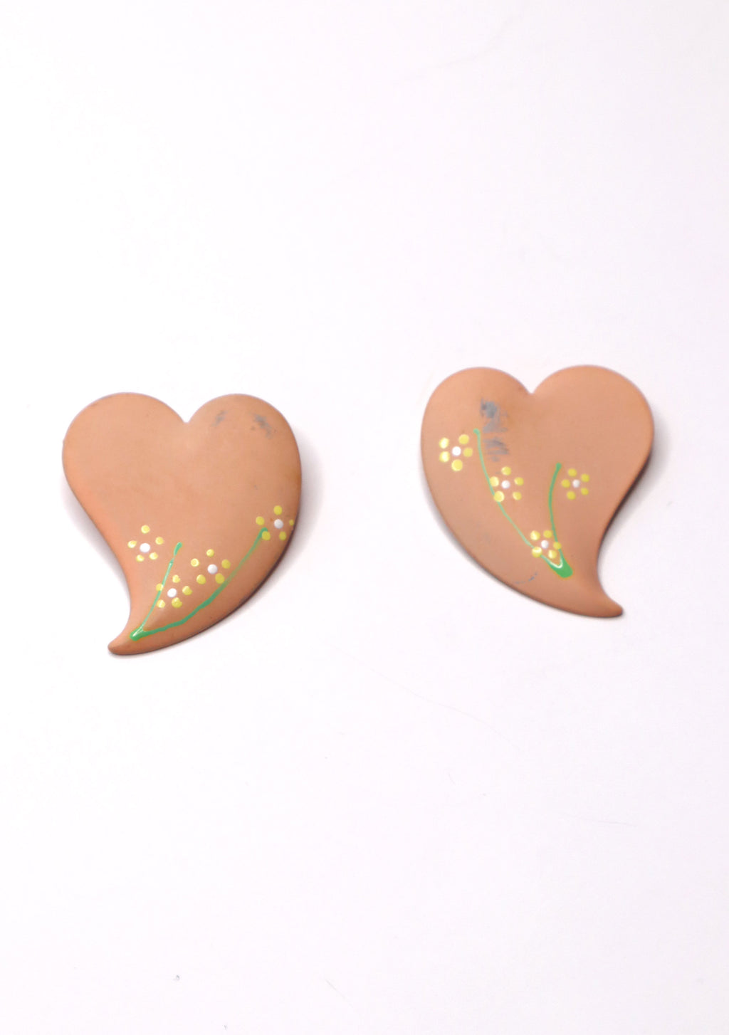 Vintage 70s Peachy Heart Earrings