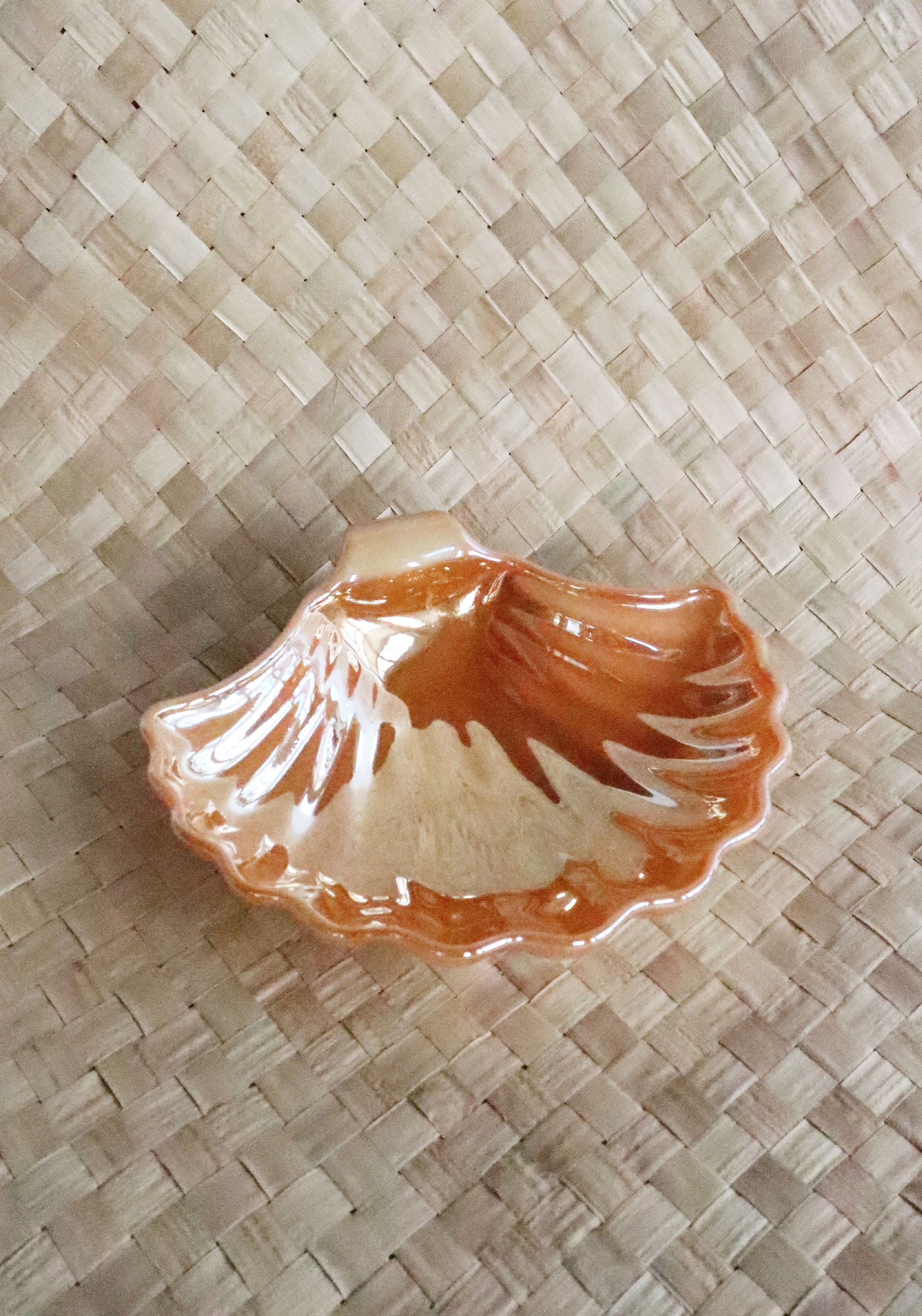 Vintage Glass Peach Sea Shell Catch-all Bowl