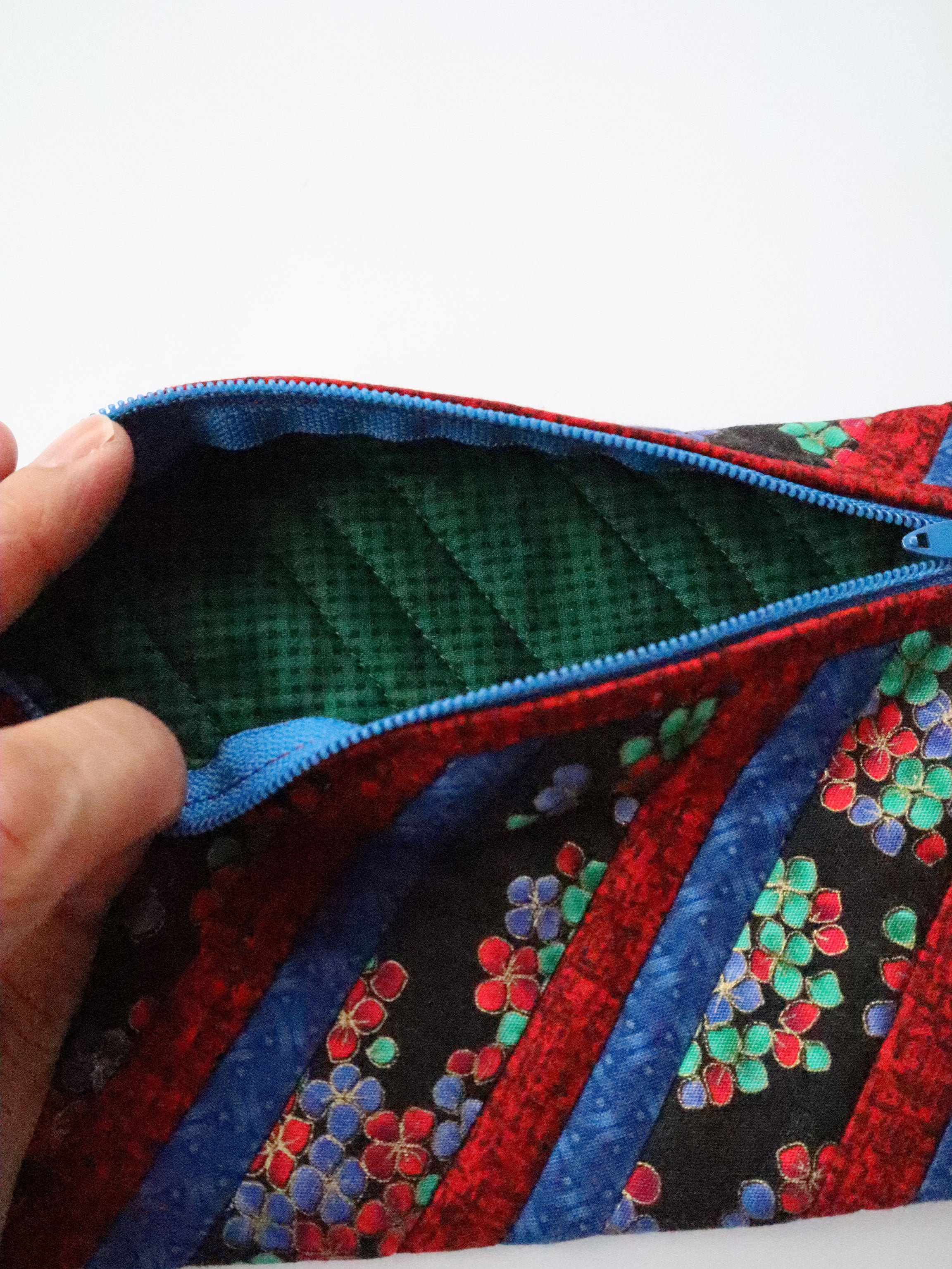 Vintage 80s Handmade Quilted Pouch/Wallet