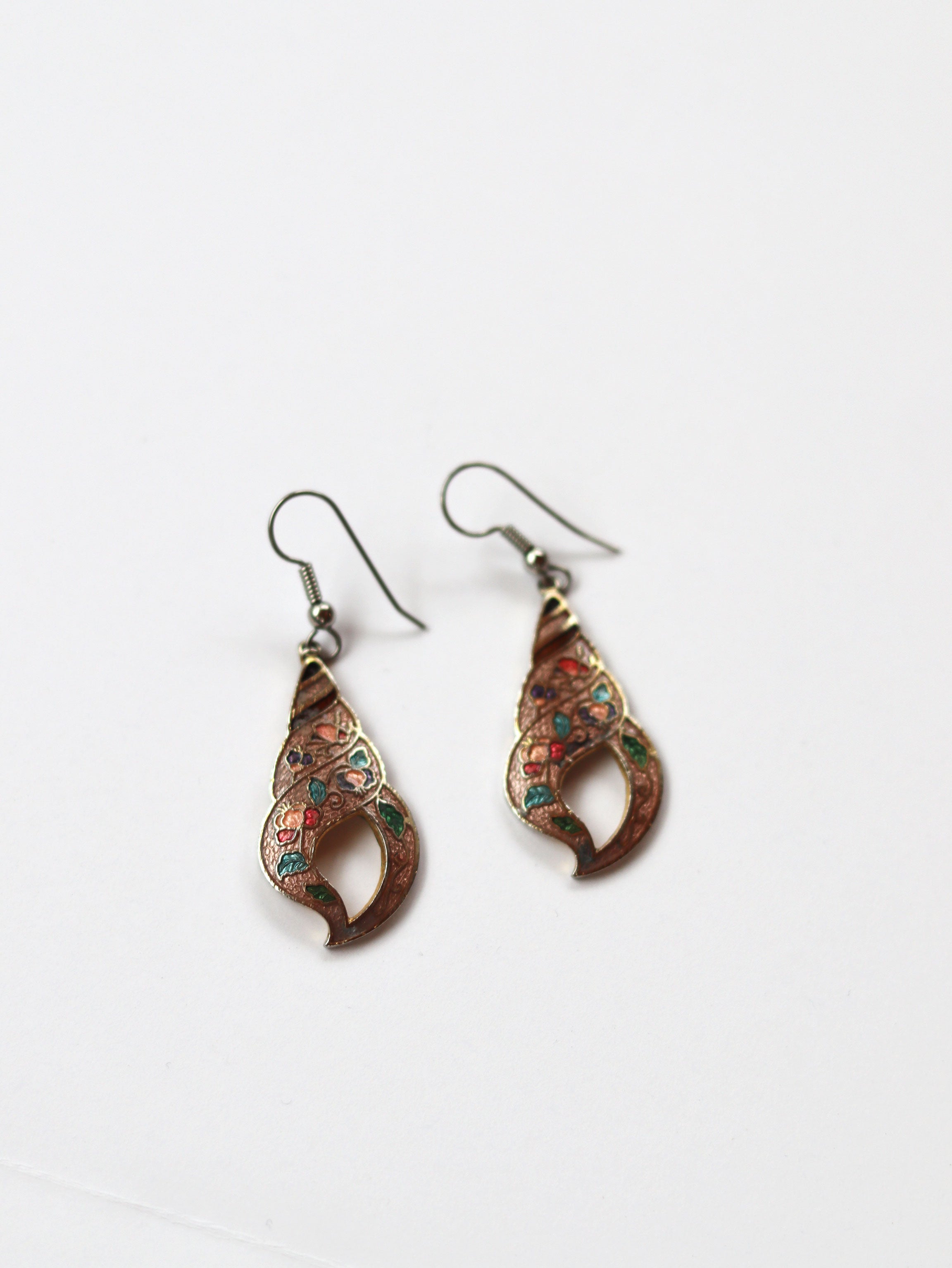 Vintage Cloisonne' Sea Shell Drop Earrings