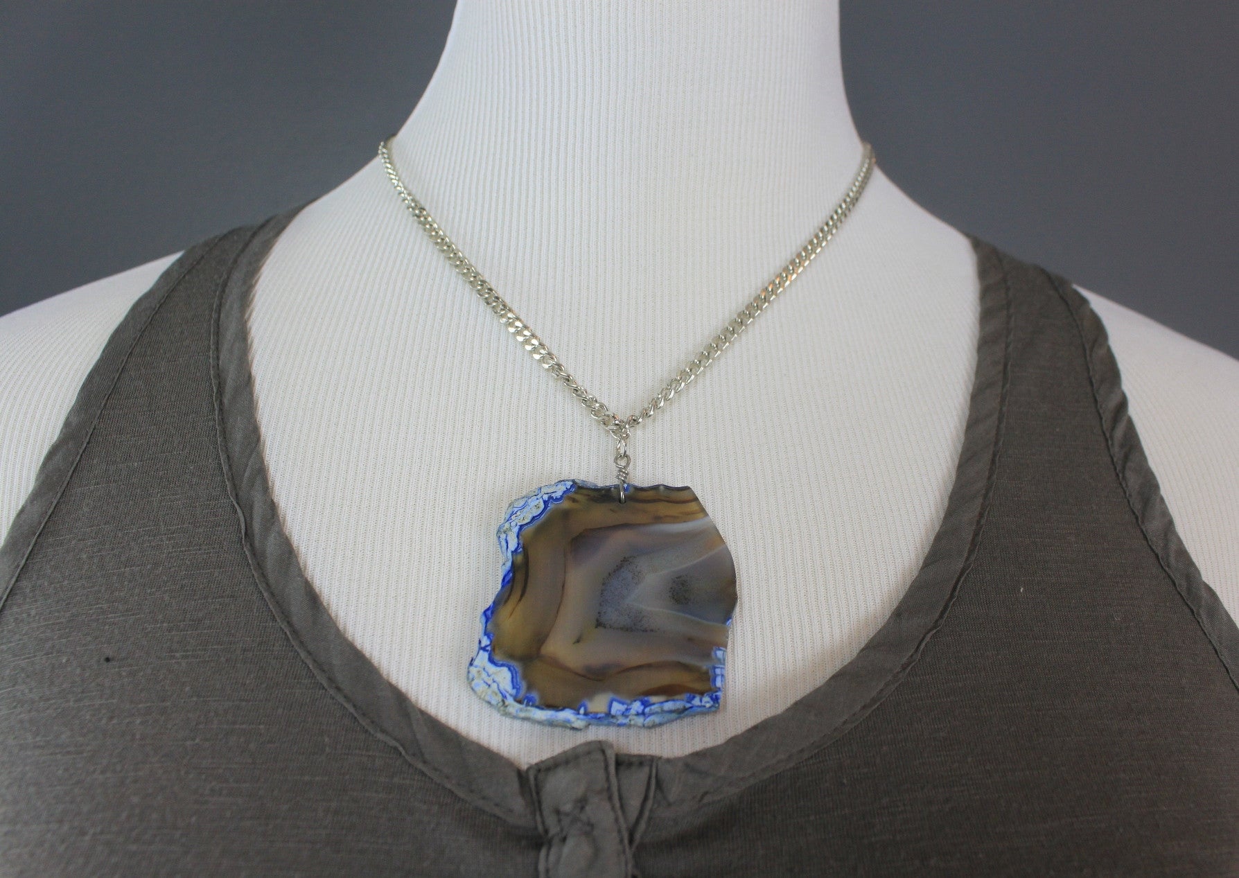 Rock Steady Agate Slice Necklace