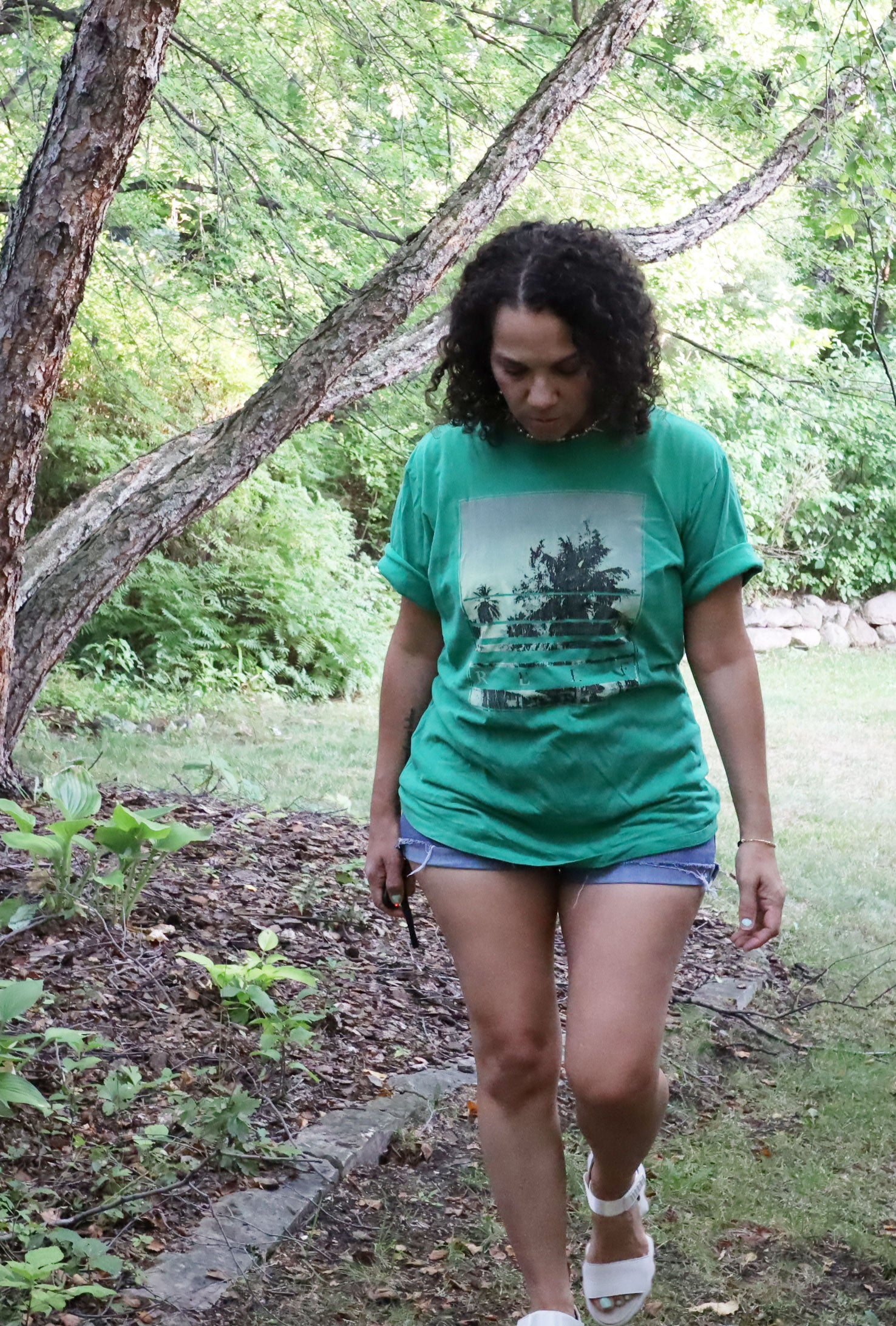 Reef  90s Surfing Graphic Tee