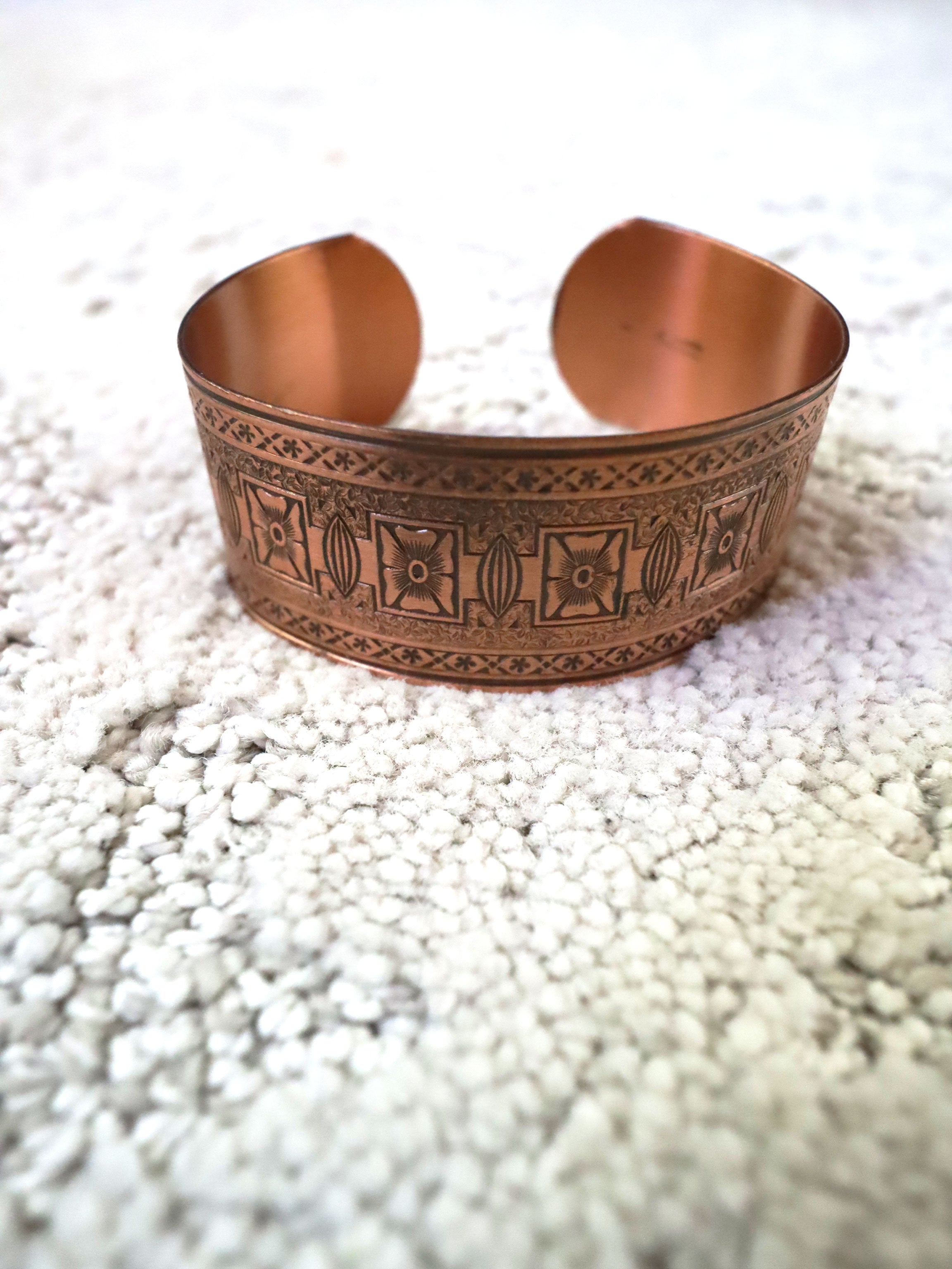 Vintage Native American Wide Etched Navajo Copper Cuff Bracelet