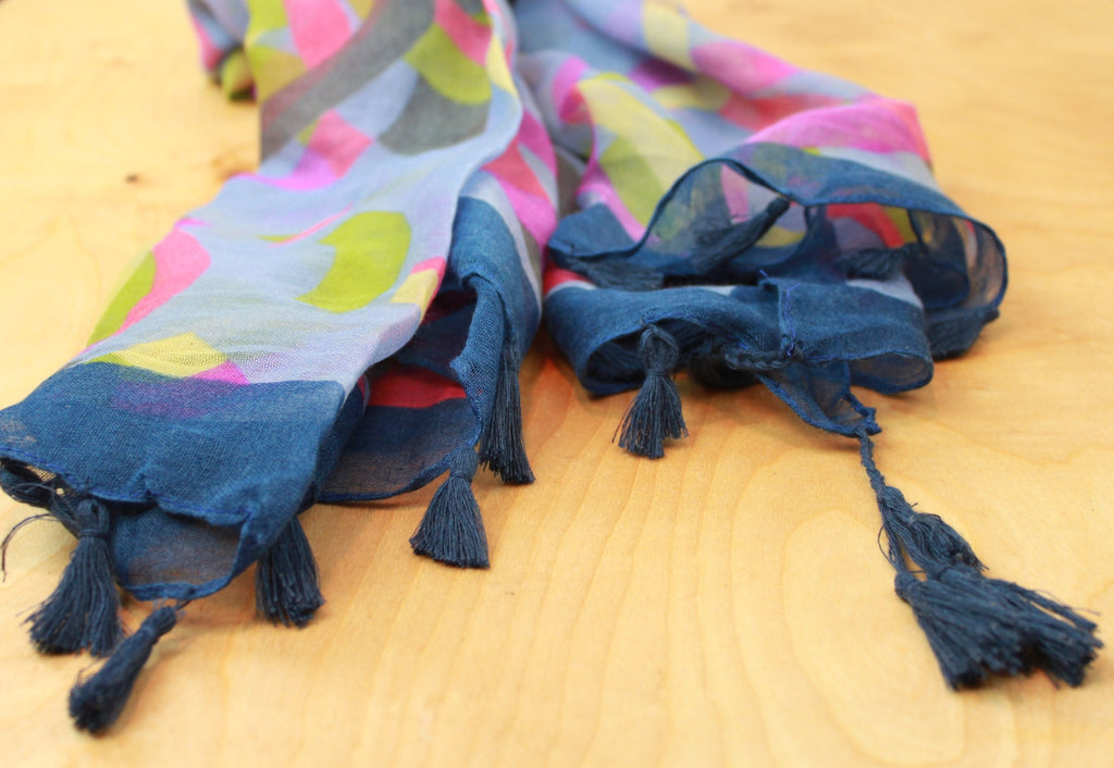Aleutian Geo Tassel Scarf - details2