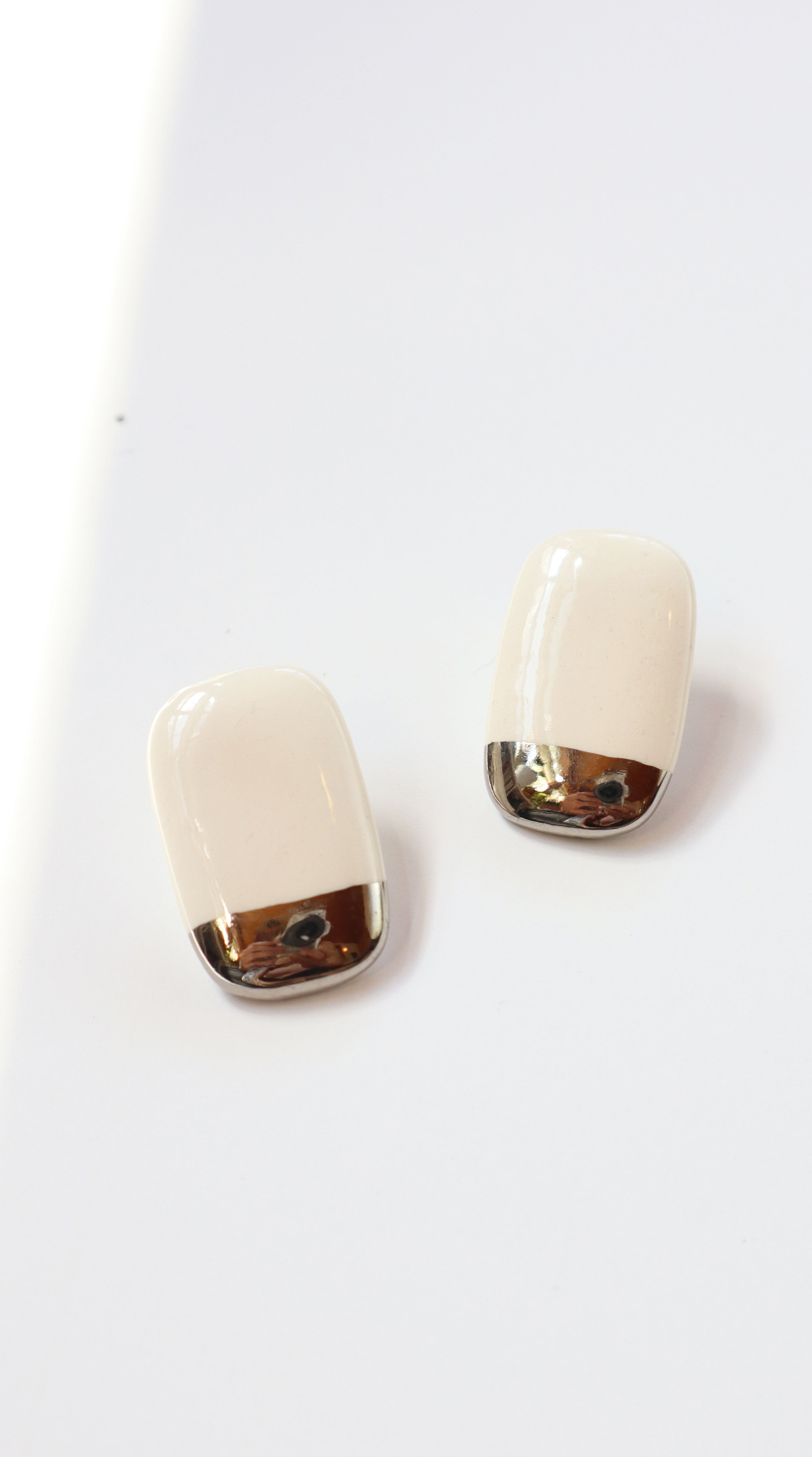 Vintage White & Silver Ceramic Glazed Earrings