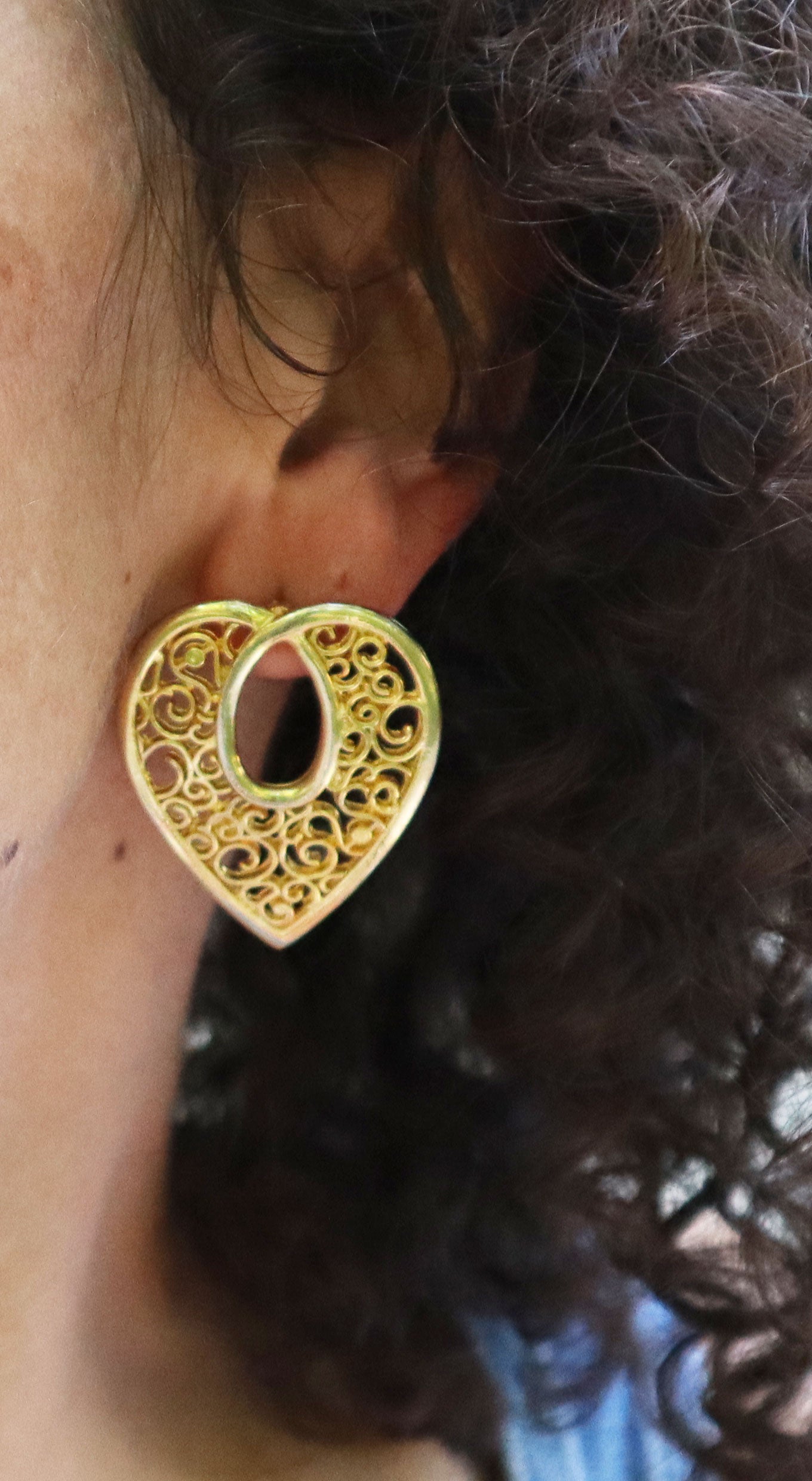 Vintage 80s Open Hearts Gold Statement Earrings